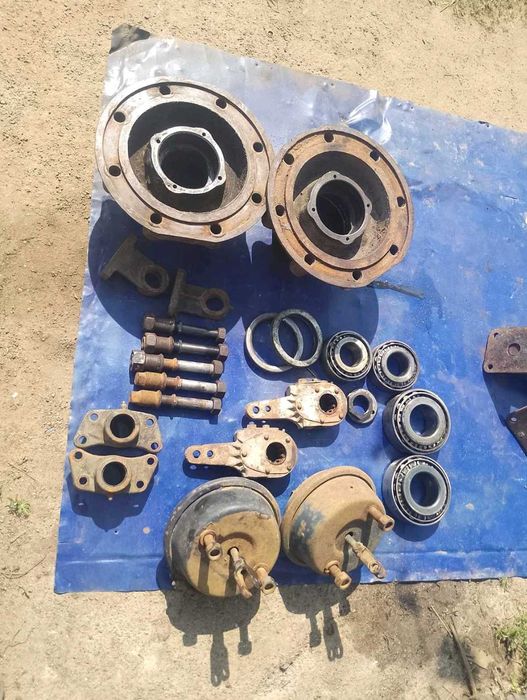 Ступица ступеца шпильки подшипник прицепа ГКБ 819 платформа ЗИЛ доки