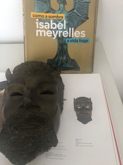 Busto, Obra de Isabel Meyrelles