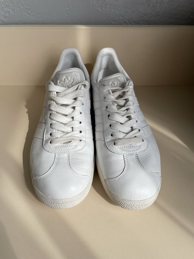 Кросівки білі Adidas Gazelle