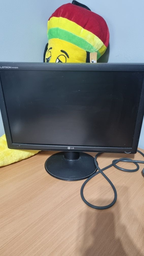 Monitor lg flatron w1934s