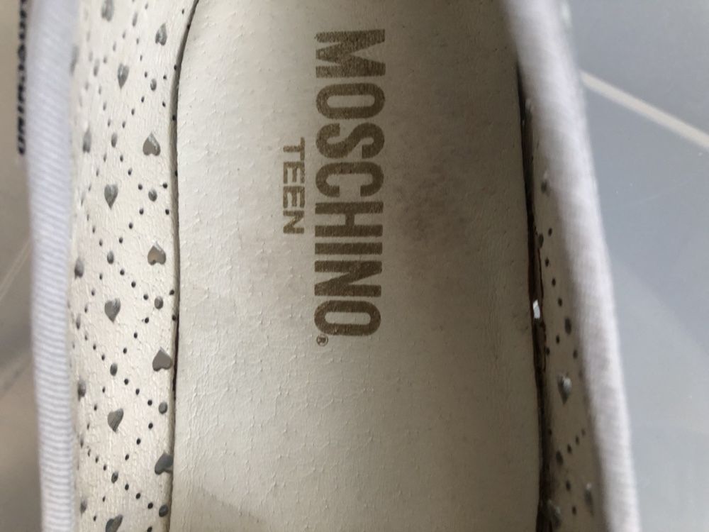 Balerinki Moschino skora naturalna r. 36