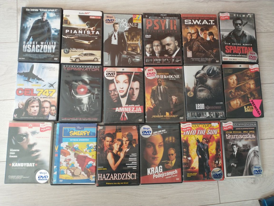 Sprzedam odtwarzacz DVD Philips +  filmy