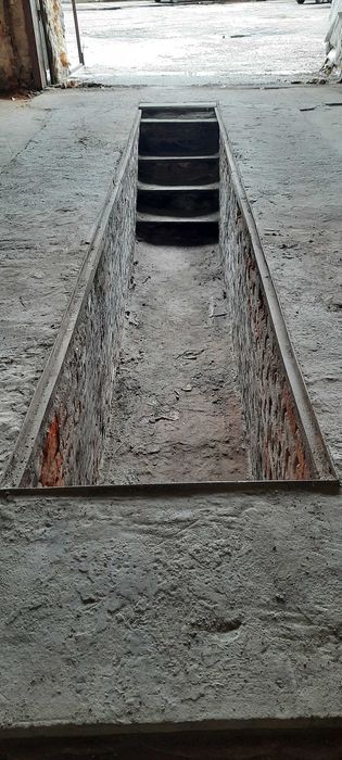 Оренда  бокса в центрі міста з оглядовою  ямою по вул.Вокзальна 50.