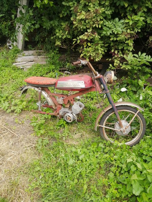 Продаються карпаты з мотором ш57 і верховина і запчастини на мотор v50