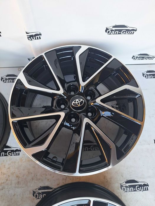 Felgi aluminiowe 5 x 114,3 R 17 Alufelgi oryginalne Carbonado Toyota