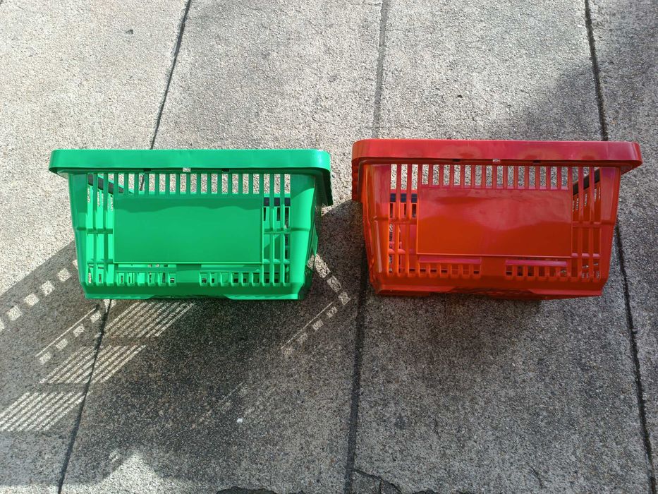 Cestos supermercado como novos