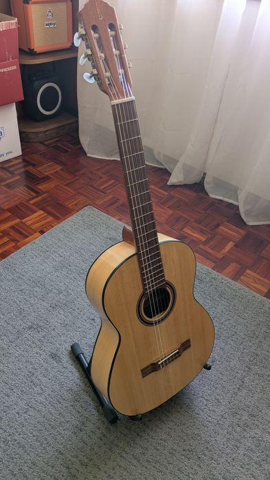 Guitarra Clássica APC 1F c/ Saco Gator de ofera