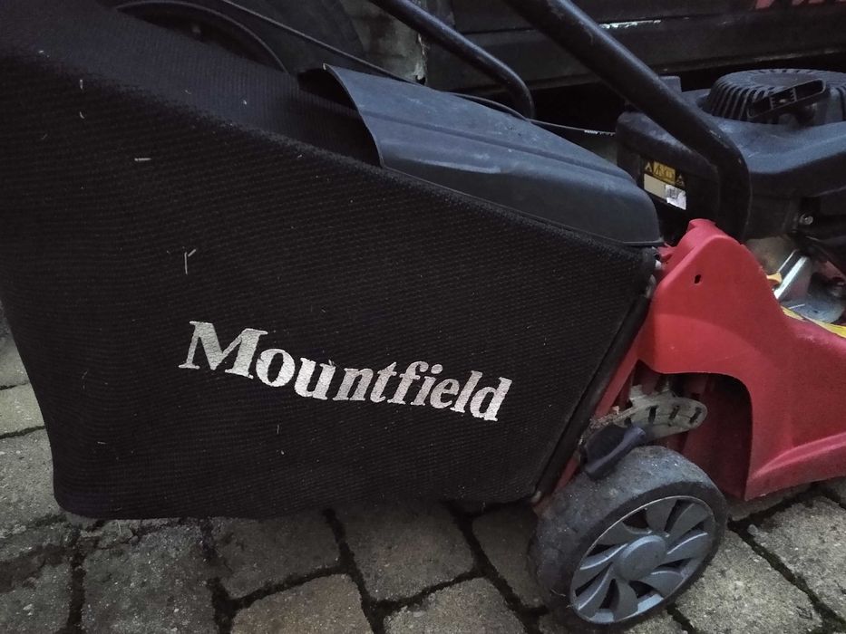 Kosiarka Mountfield spalinowa z napędem Uszkodzona