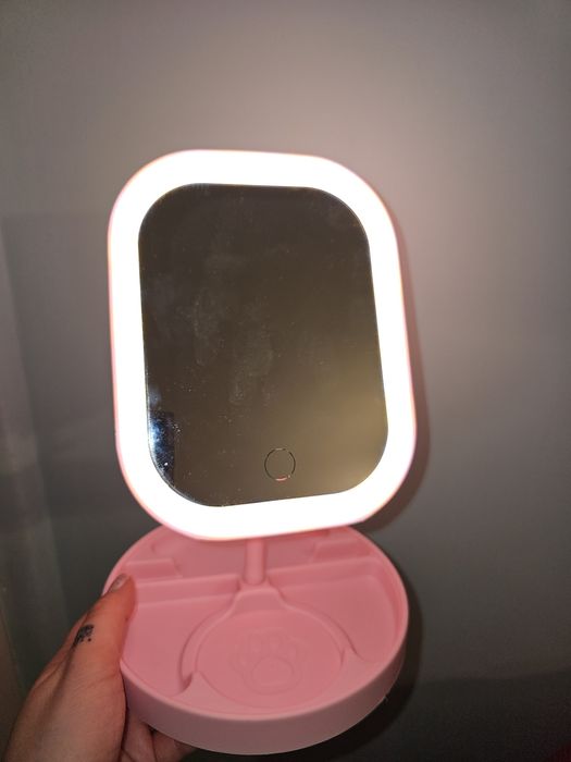 Lusterko  LED z regulacją  3 rodzaje  światła USB