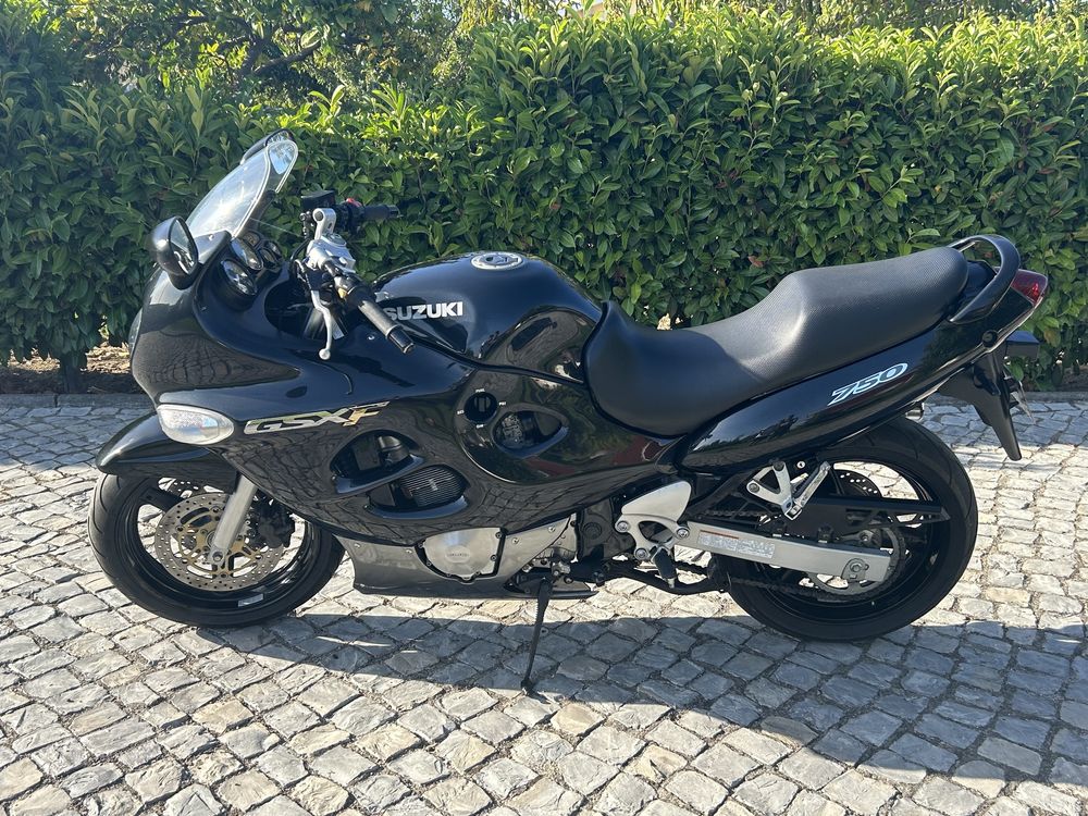 Suzuki gsxf 750 Katana