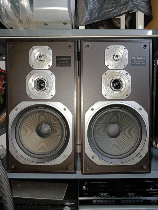 Colunas Technics SB-3650