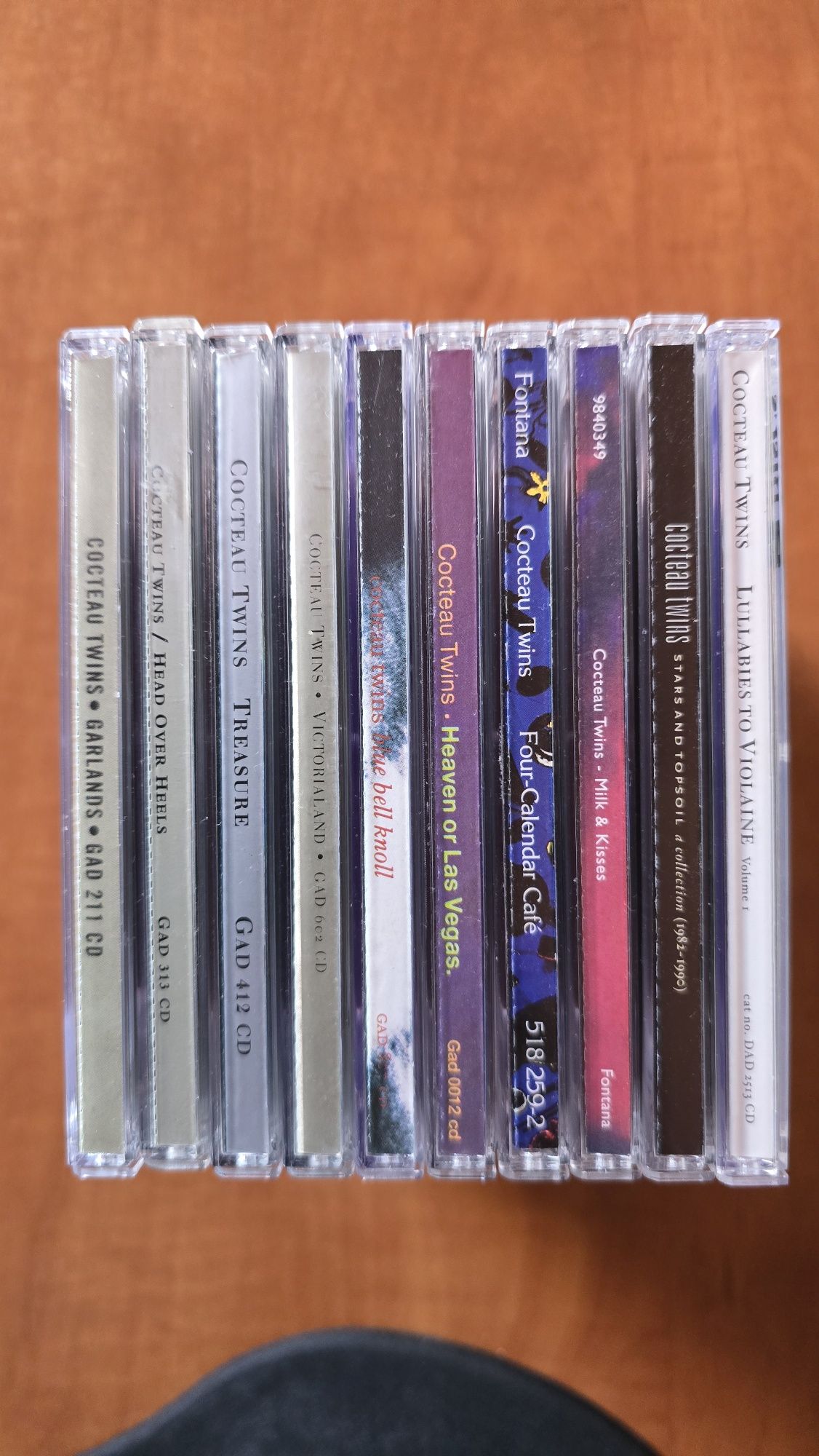 Dyskografia Cocteau Twins na CD.
