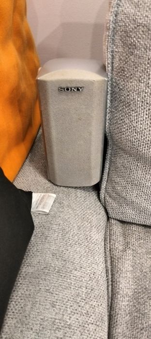Sistema de som sony.