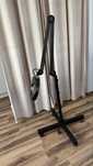 Lampa lupa S4 + statyw czarna