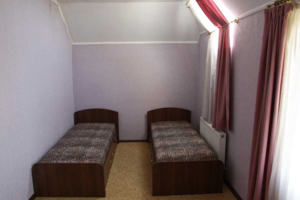 Сдам Дом 200м.кв, Осокорки на берегу озера, 5км от м.Славутич, Хозяин
