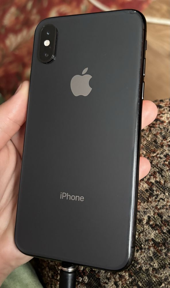 iPhone xs ,стан непоганий