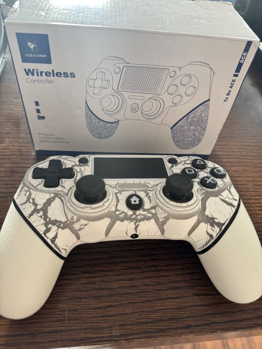 Pad bezprzewodowy P4 kontroler