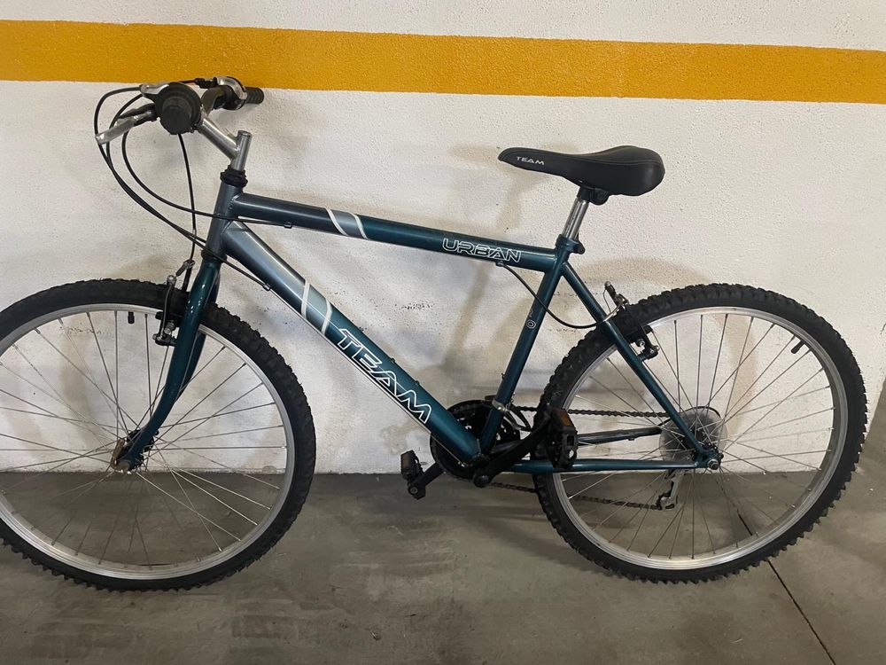 Bicicleta Azul - Bom estado