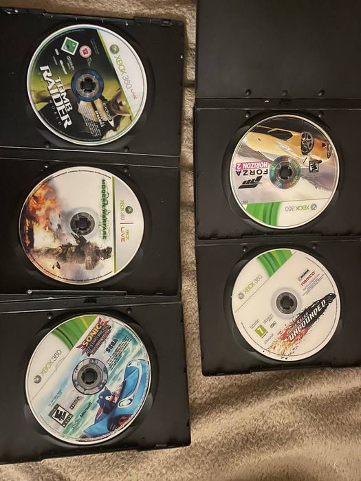 xbox 360 slim в комплекте с играми