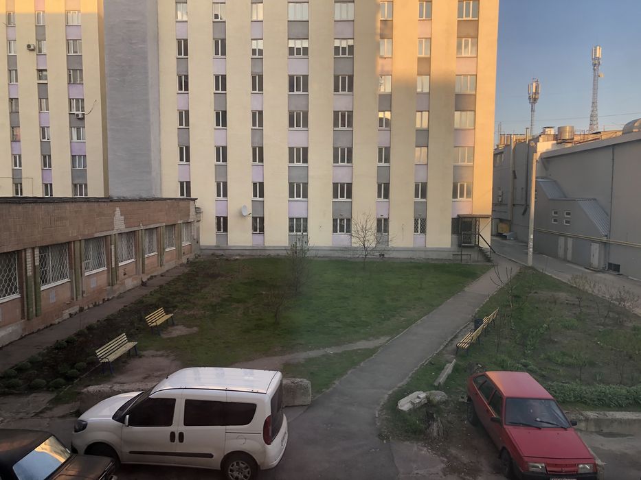 Продам Смарт Квартиру Гостинку  на Малышева