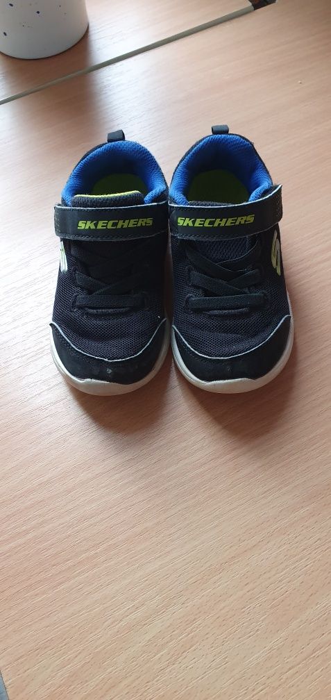 Sneakersy Skechers roz. 26