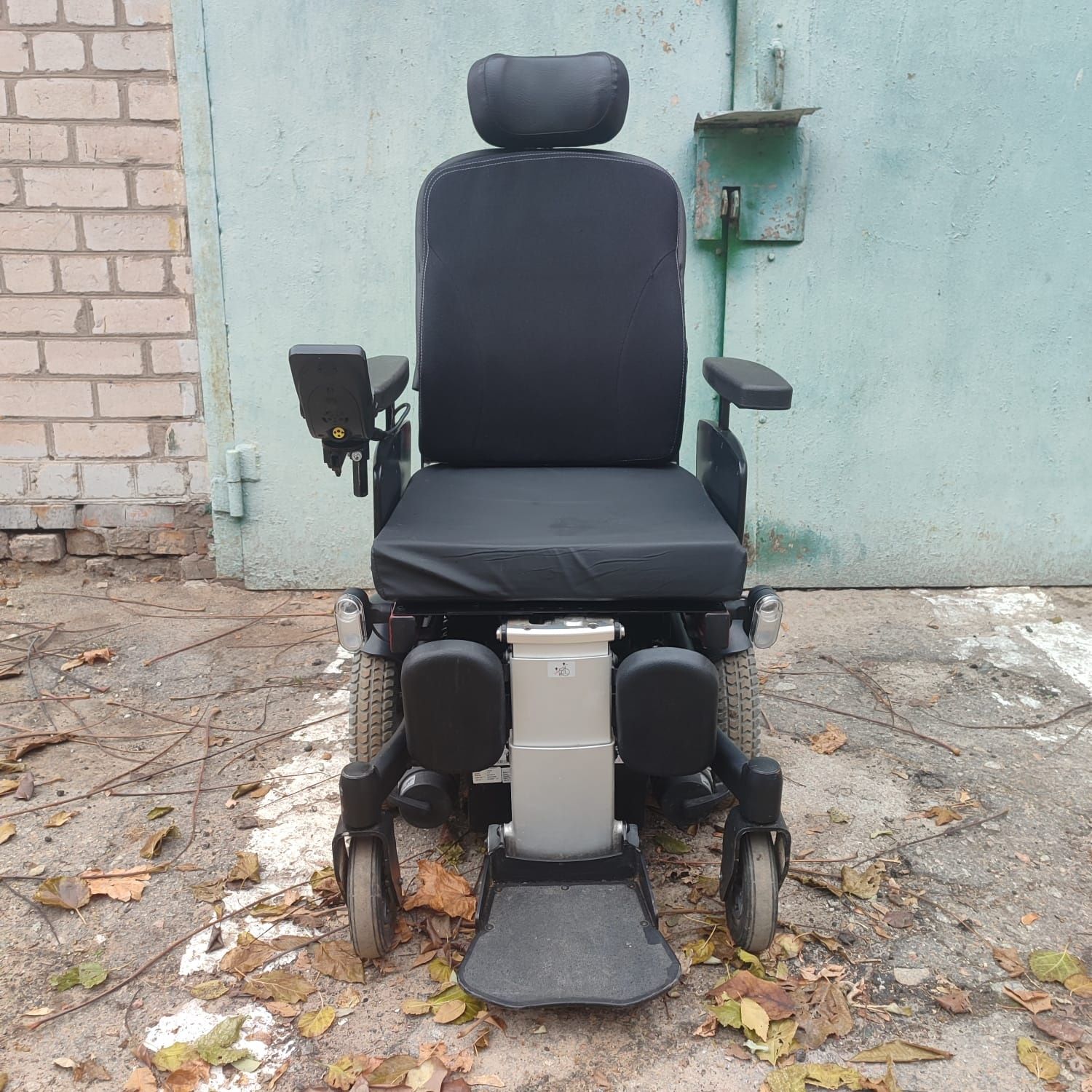 Продам инвалидную коляску Мeyra Ichair Mid 10км/ч