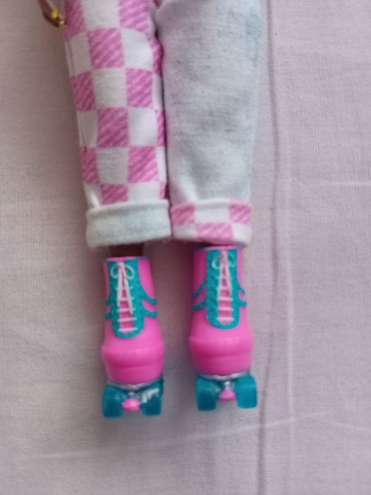 Lalka LOL Tweens Gracie Skates wrotki