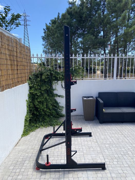 Rack de musculação reforçado
