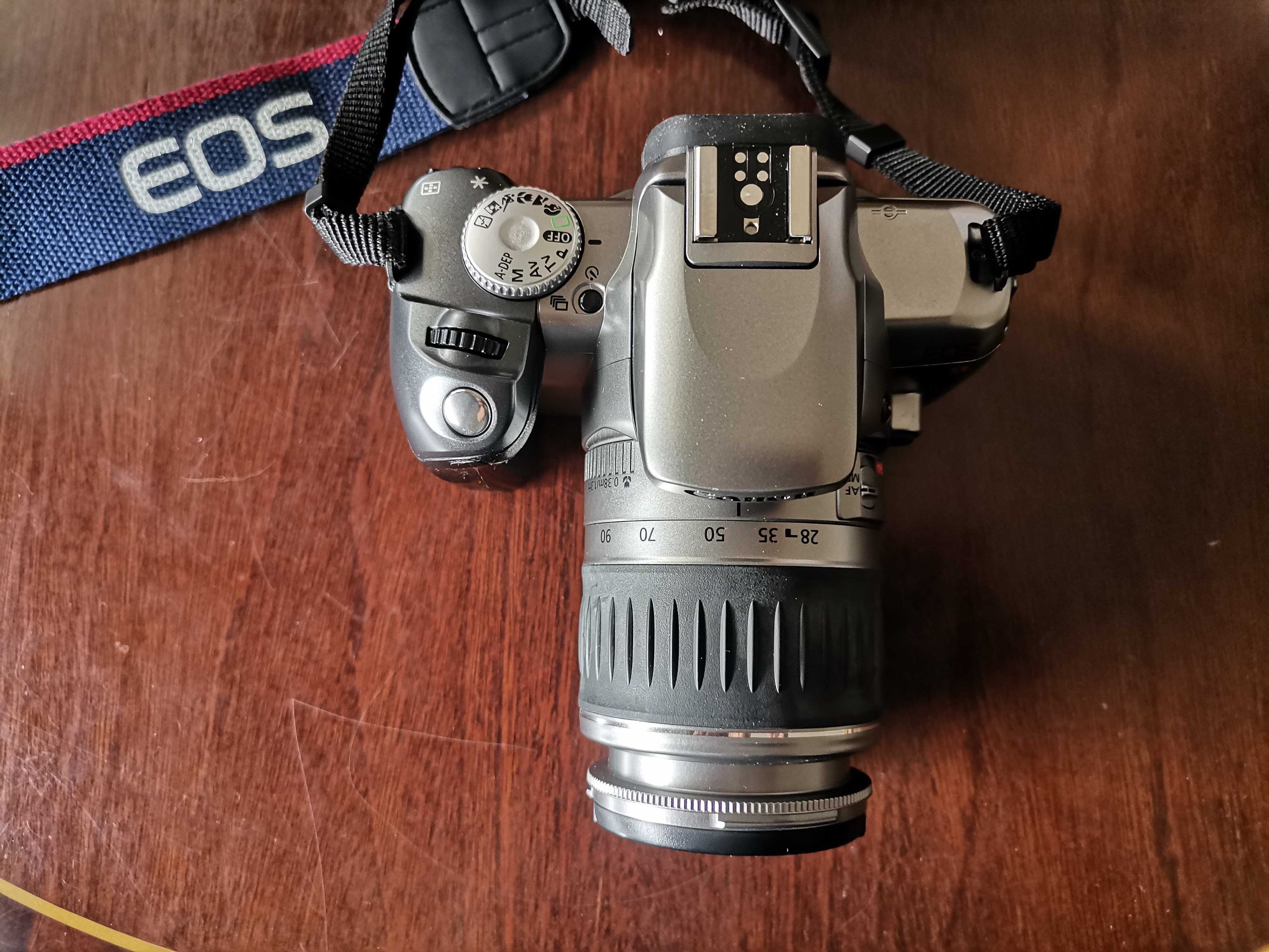 Camera fotográfica Canon EOS 300X com lente 28-90mm e mala
