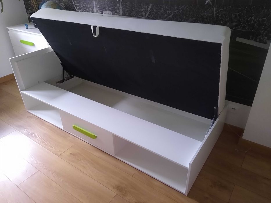 zestaw mebli do pokoju dziecięco - młodzieżowego