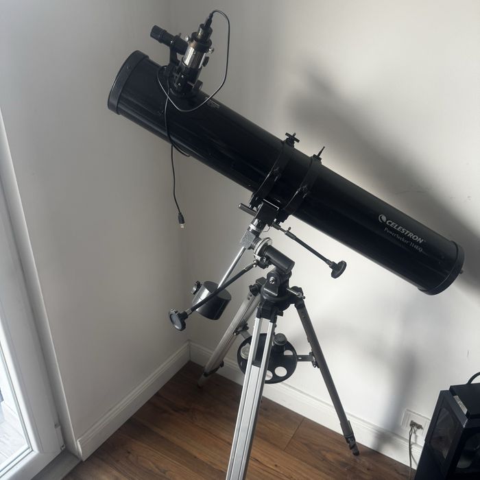 Teleskop celestron powerseeker 114eq plus mikrookular full hd