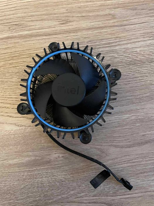 Chłodzenie Intel Laminar RM1