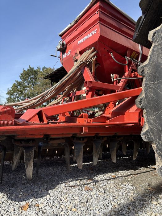 Agregat uprawowo siewny Kuhn Kverneland Accord