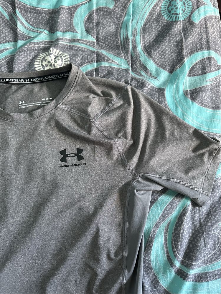 Рашгард, футболка Under Armour. M