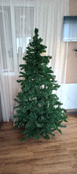 Ялинка штучна Ялинка