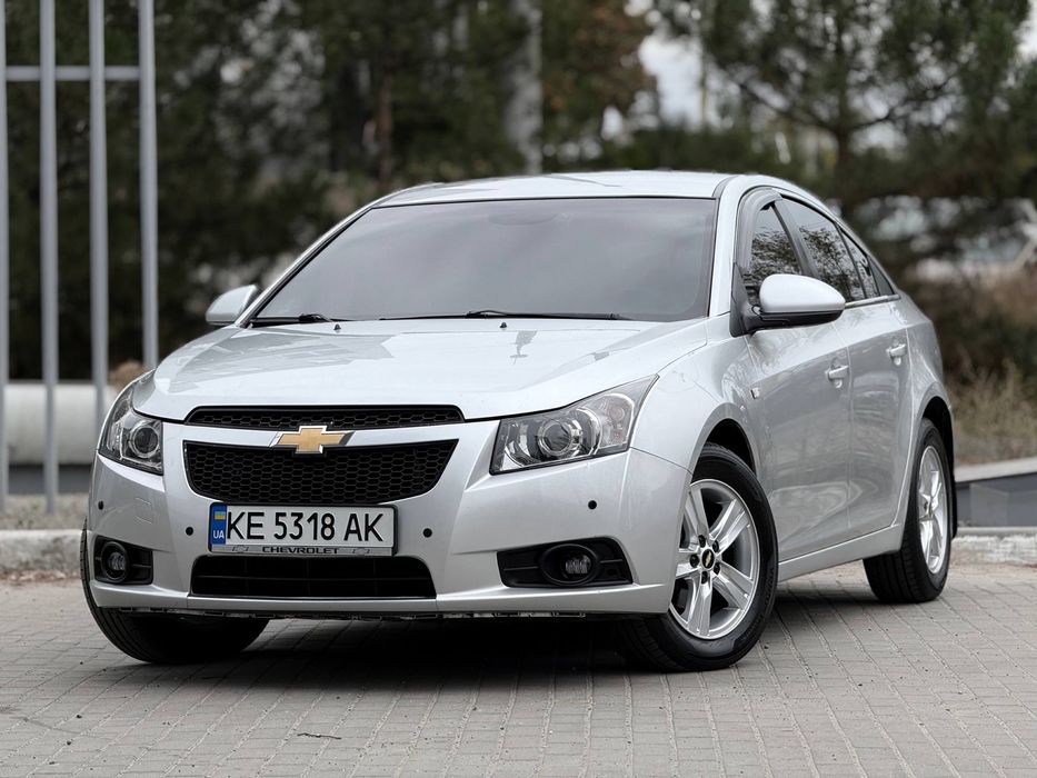 Chevrolet Cruze идеальное состояние