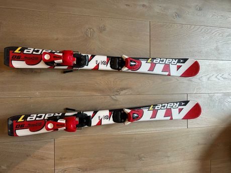 Narty dziecięce Atomic 90cm z butami rozmiar 240 oraz kijkami