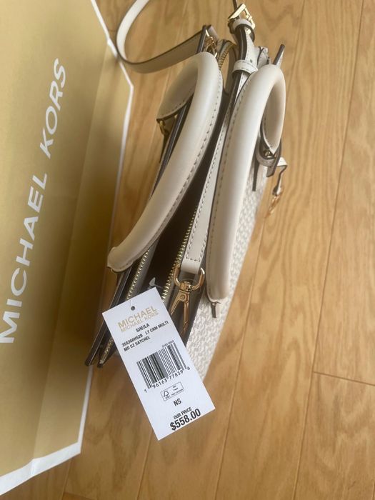 Mala Michael Kors