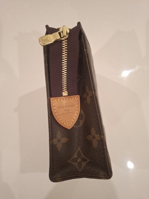 Necessaire Louis Vitton