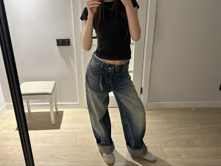 Джинси ZARA trf з середньою посадкою та загнутим поясом