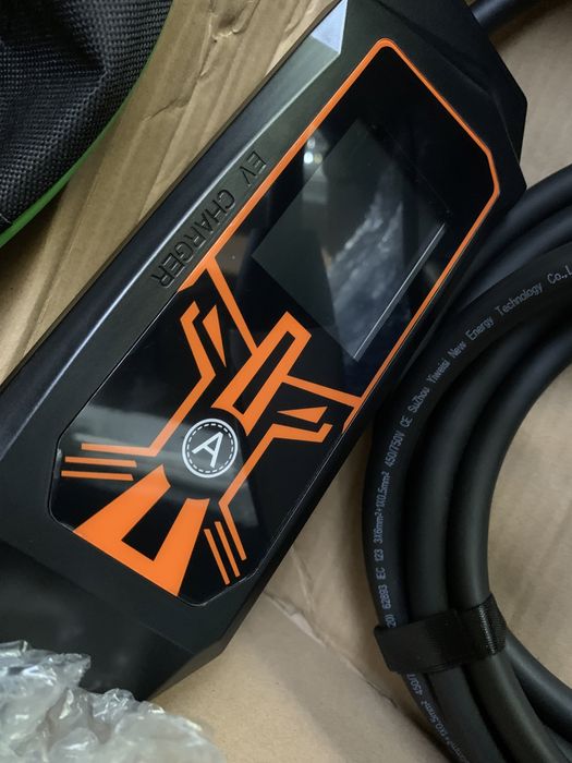 Зарядка Tesla 16-32A