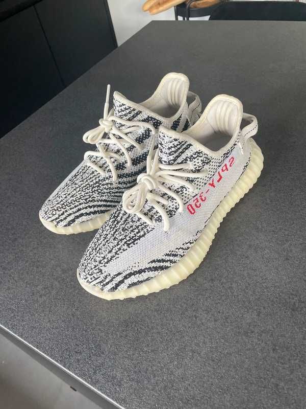 nowy adidas YeezyBoost 350V2 Zebra Trampki Moda R.41