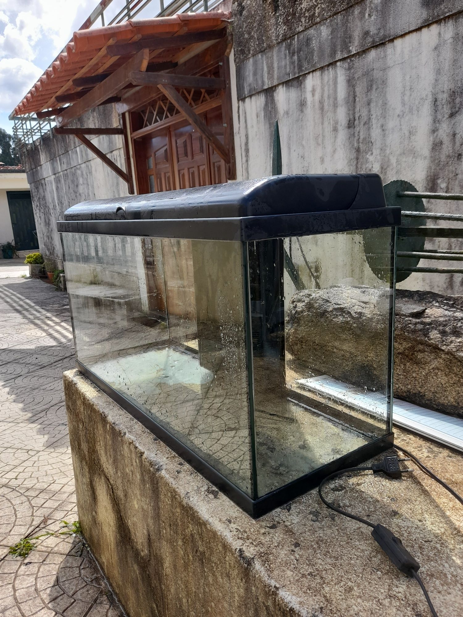 Aquario cm 80cm 40cm 30cm