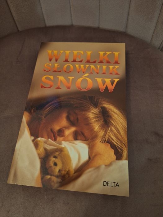 Wielki słownik słów Delta Sennik