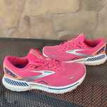 Кроссовки Brooks Adrenaline GTS 42 размер (оригинал)