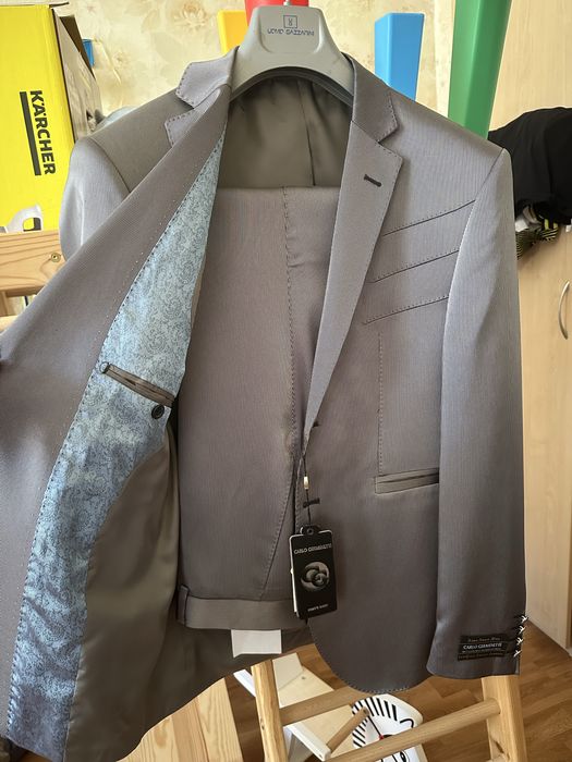 Чоловічий костюм