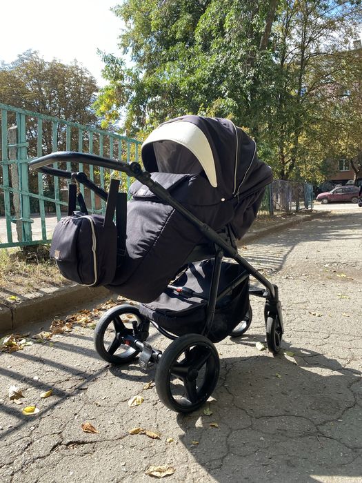 Продається коляска дитяча