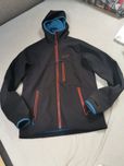 Piękna czarna kurtka softshell Quechua 14 lat rozmiar 153-162