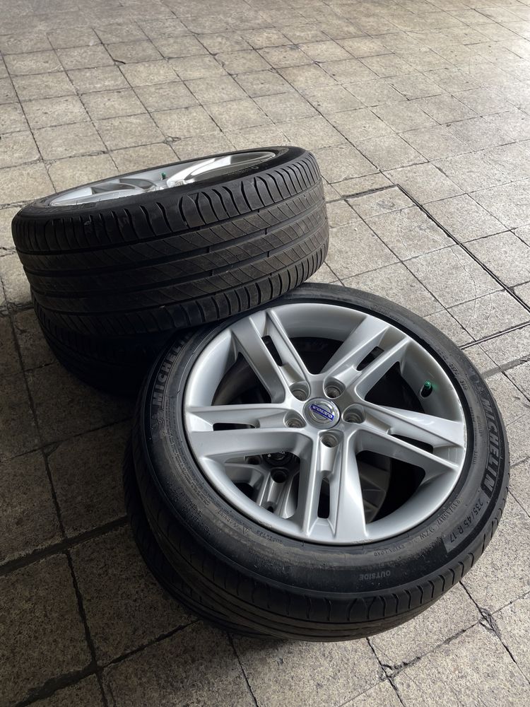 Jantes 17” + Pneus p/ VOLVO V60