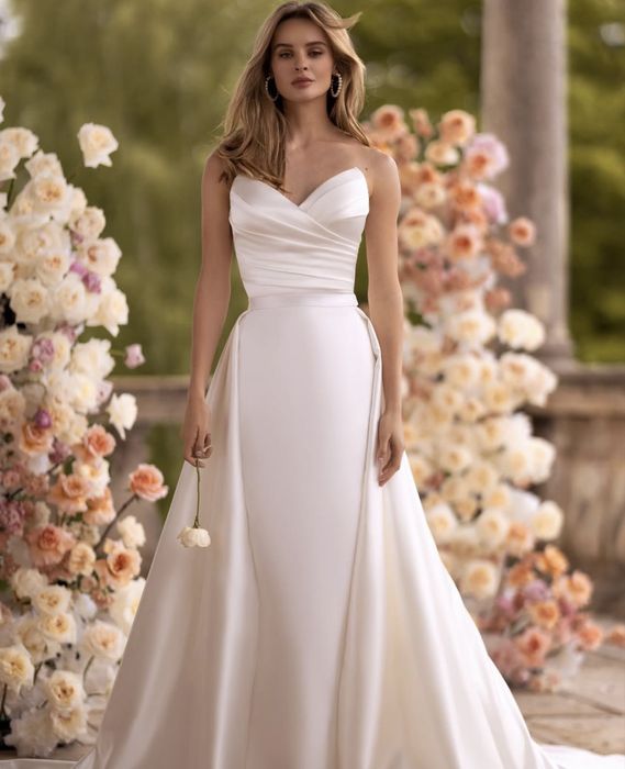 Весільна сукня, плаття